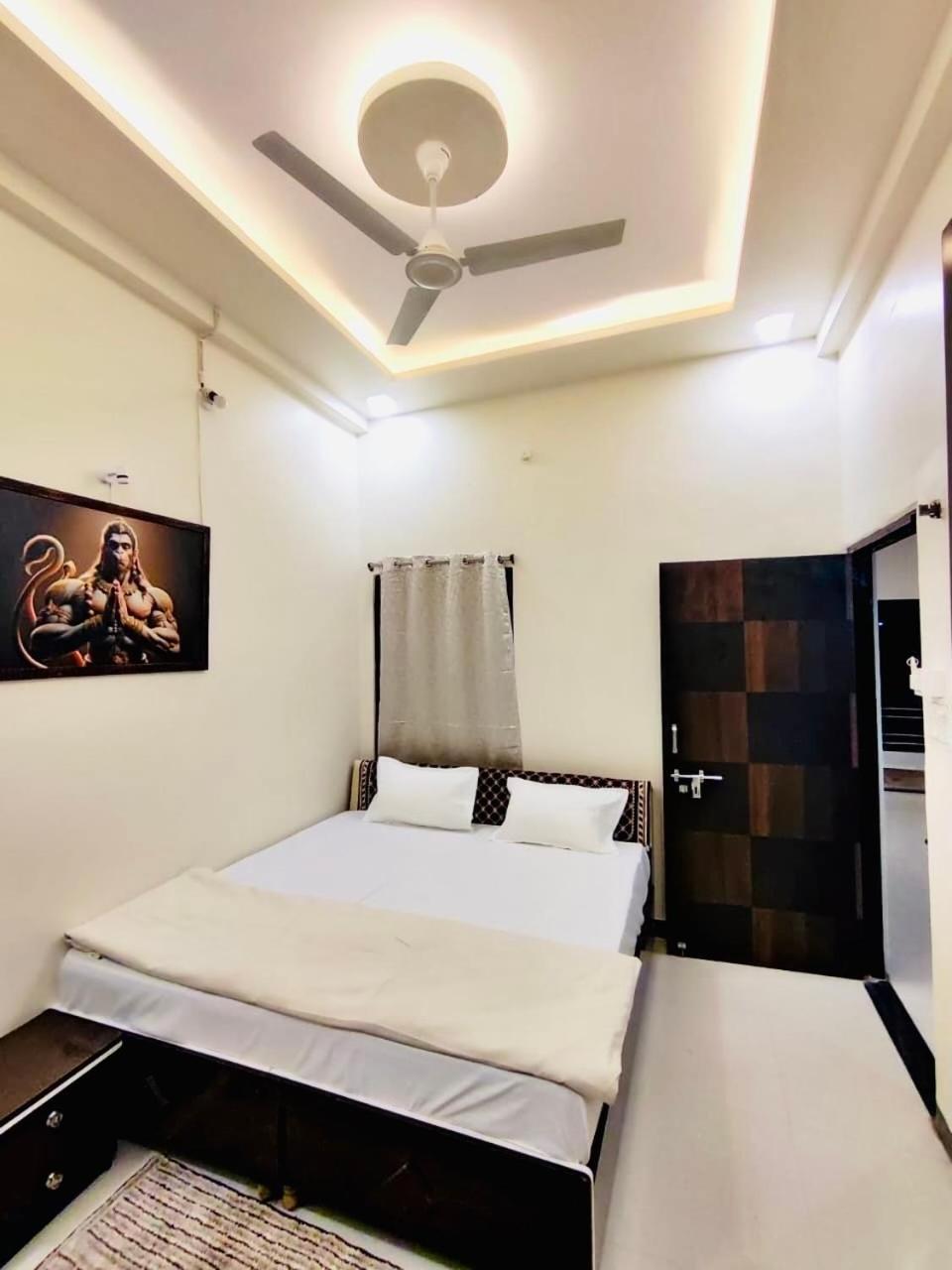 Ap Suite - By Ap Villa'S And Resort'S اوجاين المظهر الخارجي الصورة