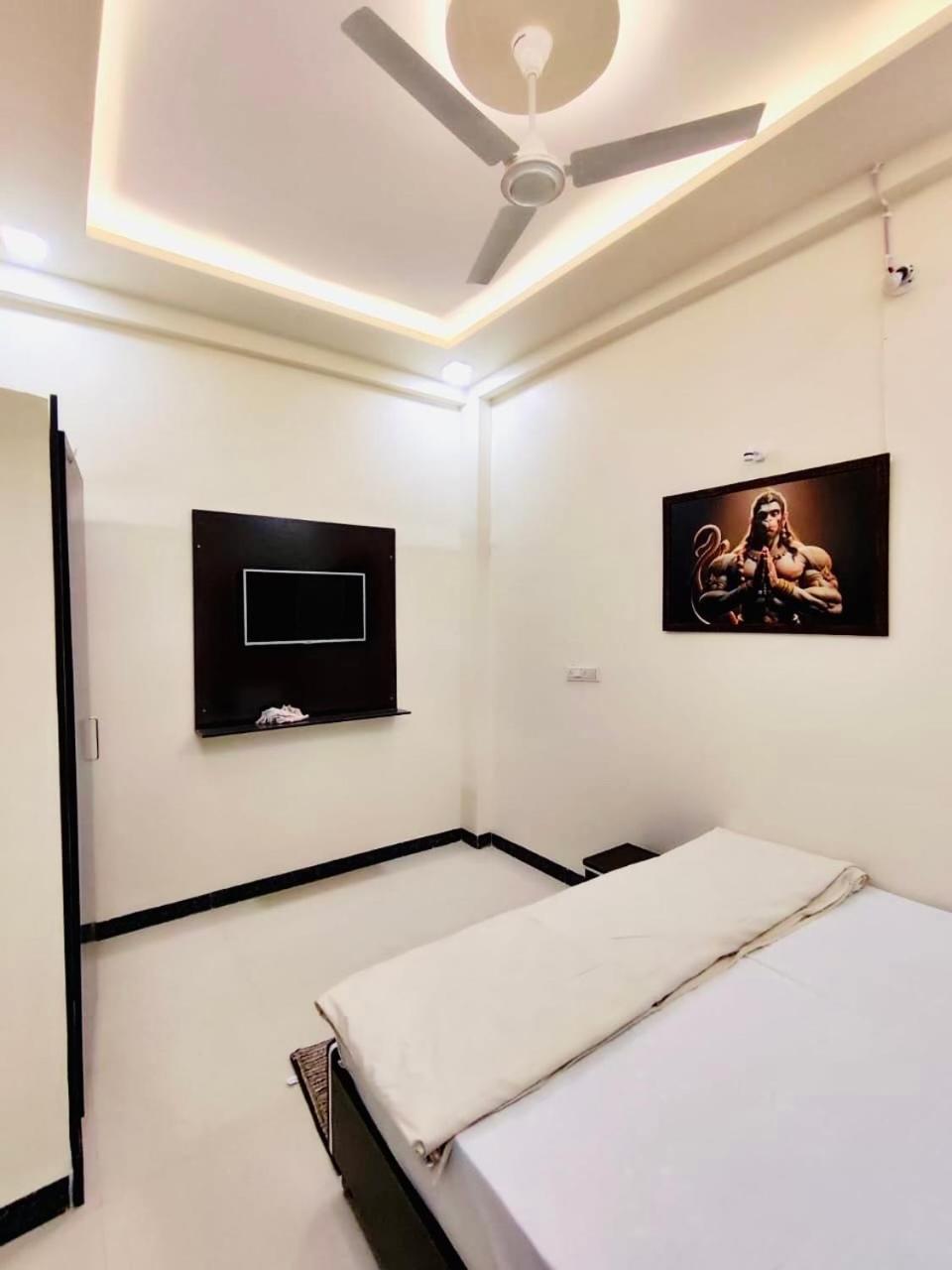 Ap Suite - By Ap Villa'S And Resort'S اوجاين المظهر الخارجي الصورة